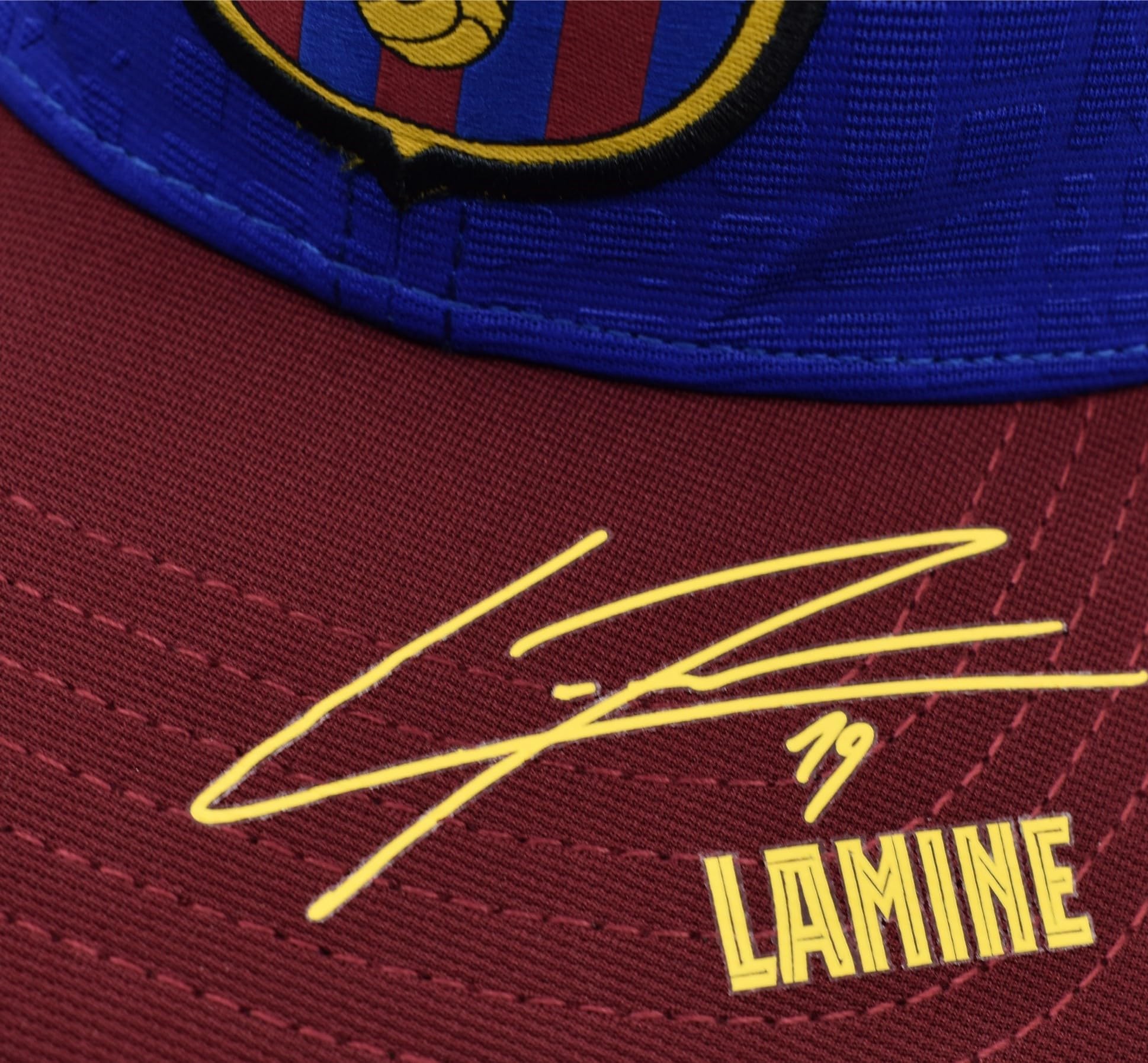 FC Barcelona-Gorra Barça LAMINE YAMAL autografiada- NIÑO