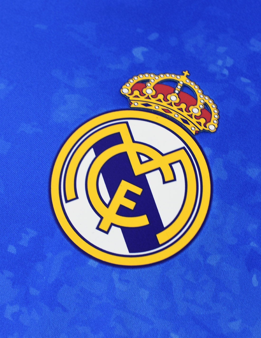 Real Madrid Conjunto Infantil Courtois 25/26 – Equipación Portero Azul (Camiseta + Pantalón) | Réplica Oficial | Nombre COURTOIS y Dorsal 1, Tallas 6 a 14 años