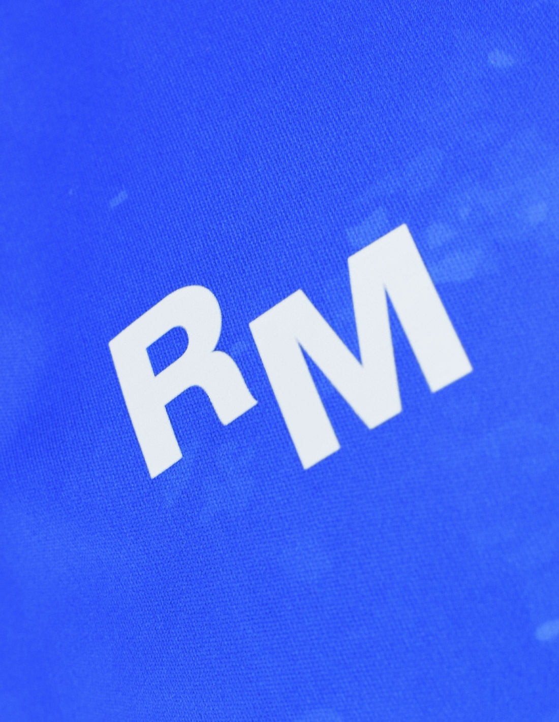 Real Madrid Conjunto Infantil Courtois 25/26 – Equipación Portero Azul (Camiseta + Pantalón) | Réplica Oficial | Nombre COURTOIS y Dorsal 1, Tallas 6 a 14 años